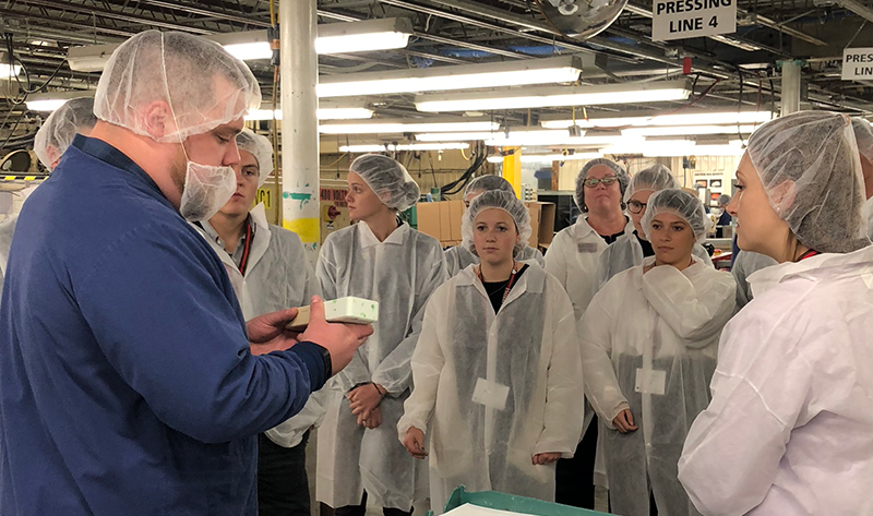 Twincraft Skincare Hosts St. Lawrence University SLU Connect Students